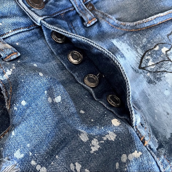 AEO VINTAGE HIGH RISE FESTIVAL SHORT - Picture 7 of 11